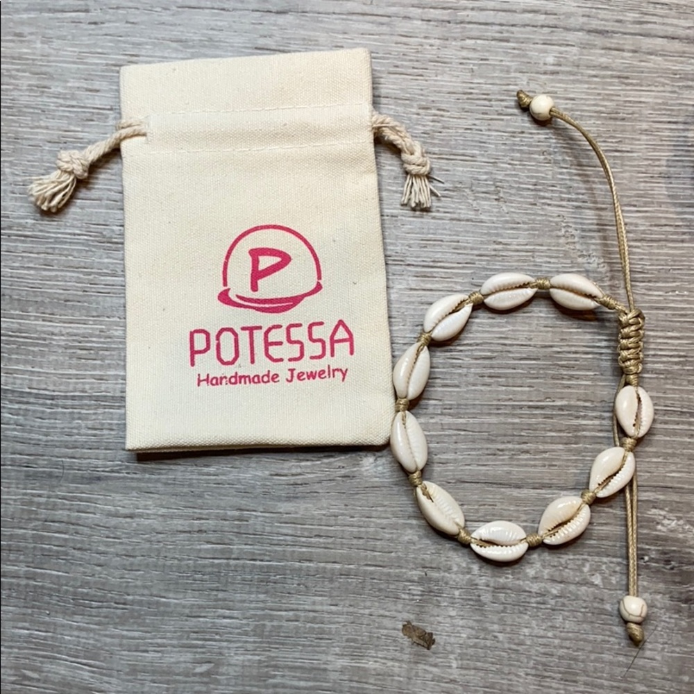 Potessa Handmade Adjustable Shell 🐚 Bracelet NWT